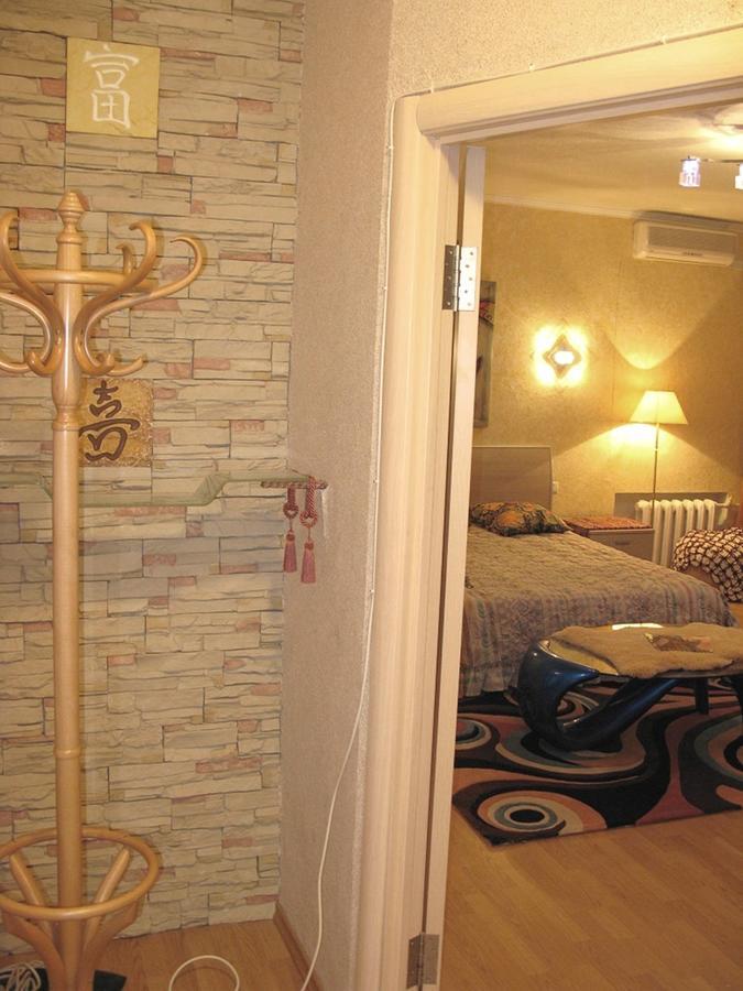 Apartment Triokhsviatytelskaya Street 3 基輔 外观 照片